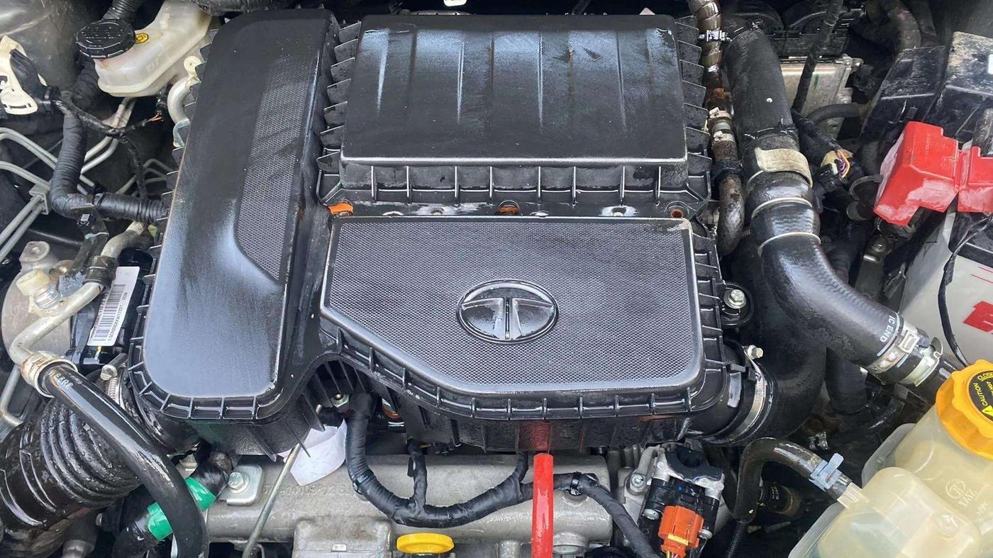 2022 Tata NEXON XM PLUS SUNROOF DIESEL, Diesel, Manual, 23,226 km, Open Bonet