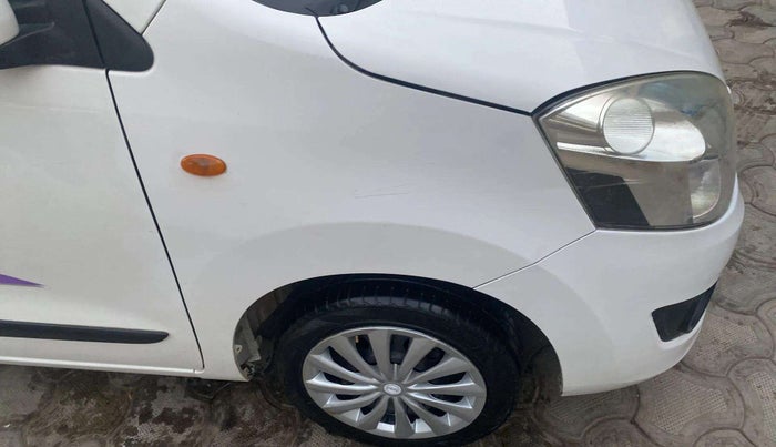 2018 Maruti Wagon R 1.0 VXI, Petrol, Manual, 54,757 km, Right fender - Lining missing