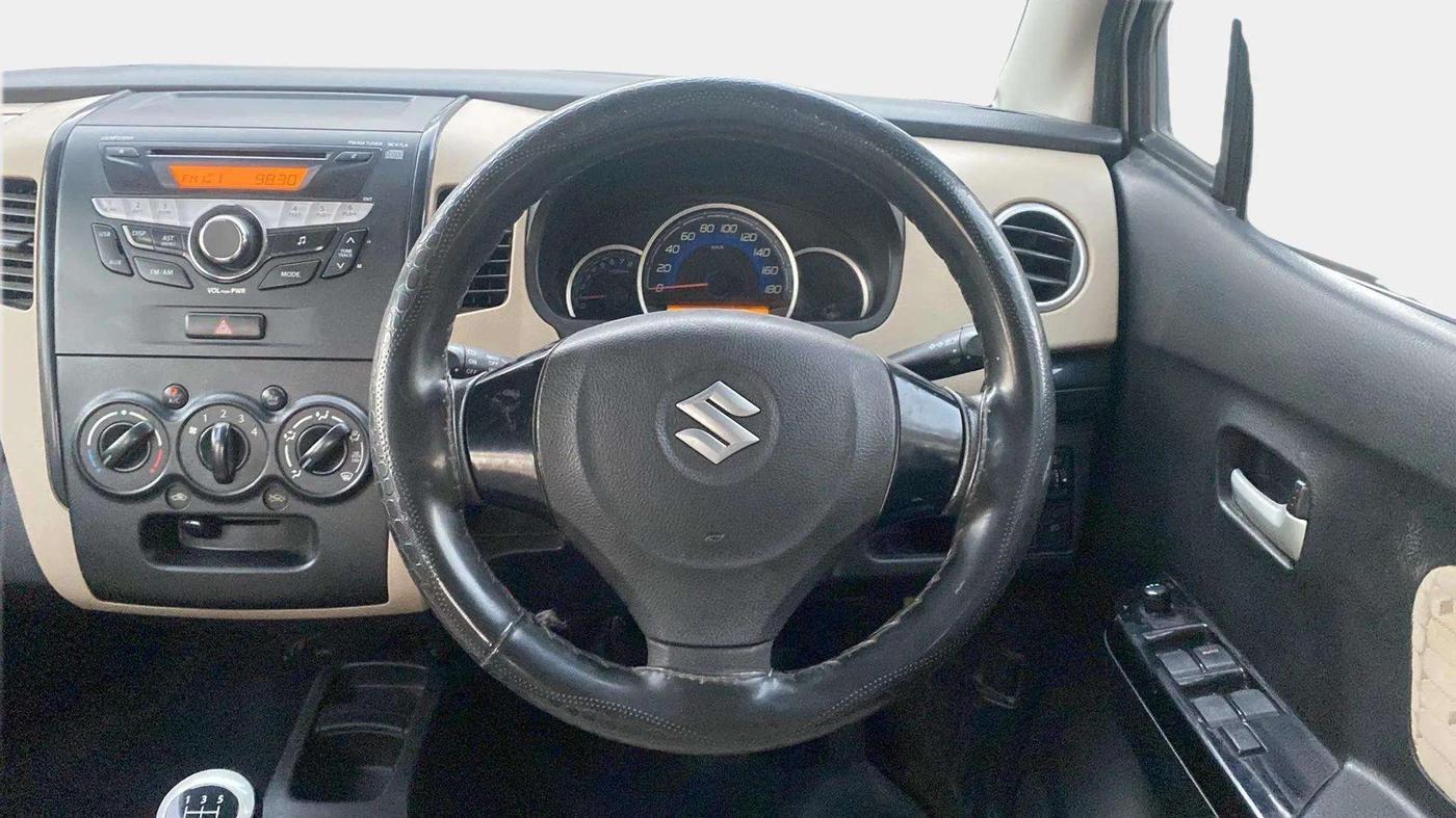 2018 Maruti Wagon R 1.0 VXI, Petrol, Manual, 54,775 km, Steering Wheel Close Up
