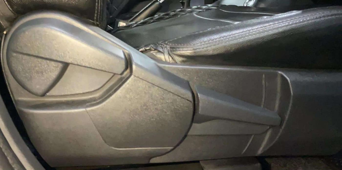 2021 Nissan MAGNITE XV PREMIUM DUAL TONE, Petrol, Manual, 29,835 km, Driver Side Adjustment Panel