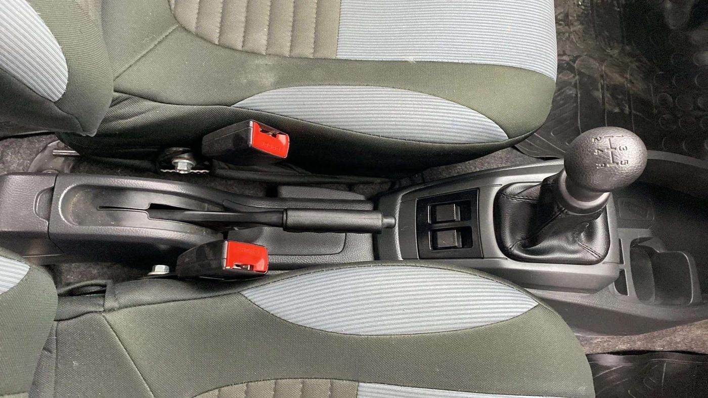 2017 Maruti Alto 800 LXI O, Petrol, Manual, 30,310 km, Gear Lever