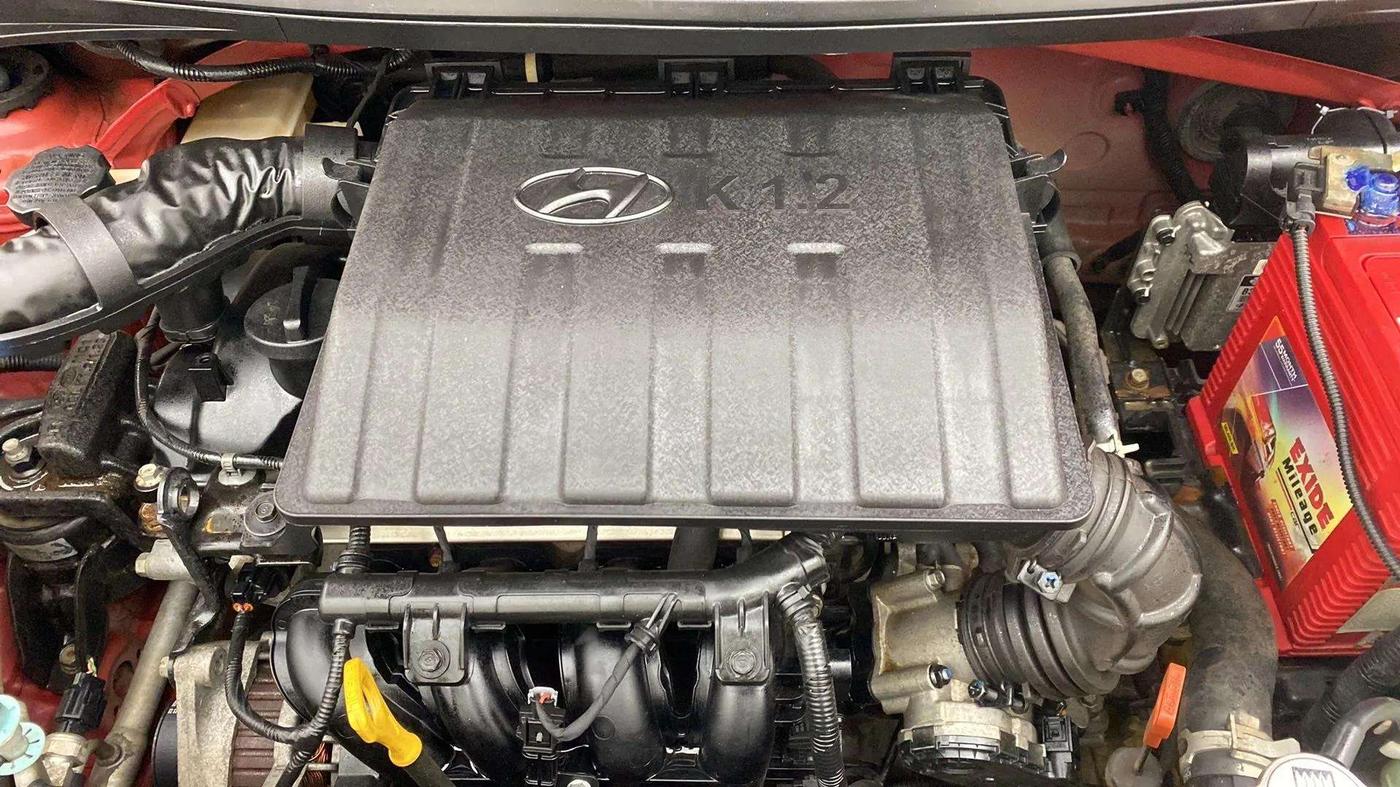 2017 Hyundai Grand i10 SPORTZ AT 1.2 KAPPA VTVT, Petrol, Automatic, 9,096 km, Engine View