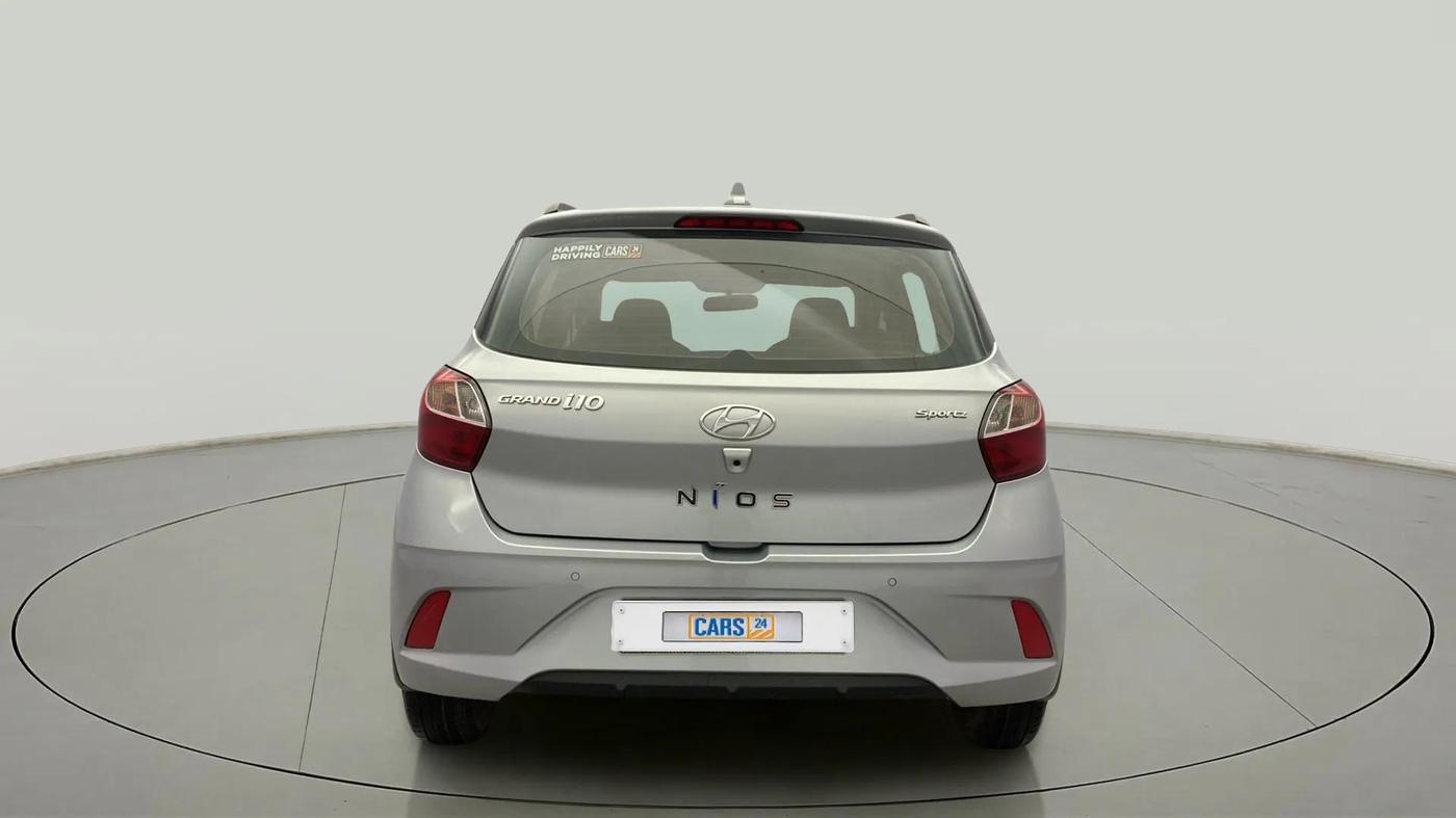 2021 Hyundai GRAND I10 NIOS SPORTZ AMT 1.2 KAPPA VTVT, CNG, Automatic, 28,054 km, Back/Rear