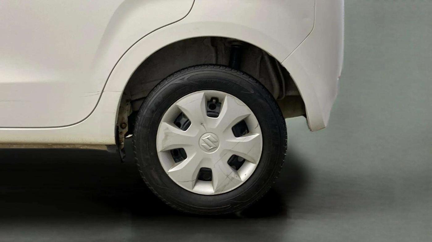 2020 Maruti New Wagon-R VXI (O) 1.0, Petrol, Manual, 50,885 km, Left Rear Wheel