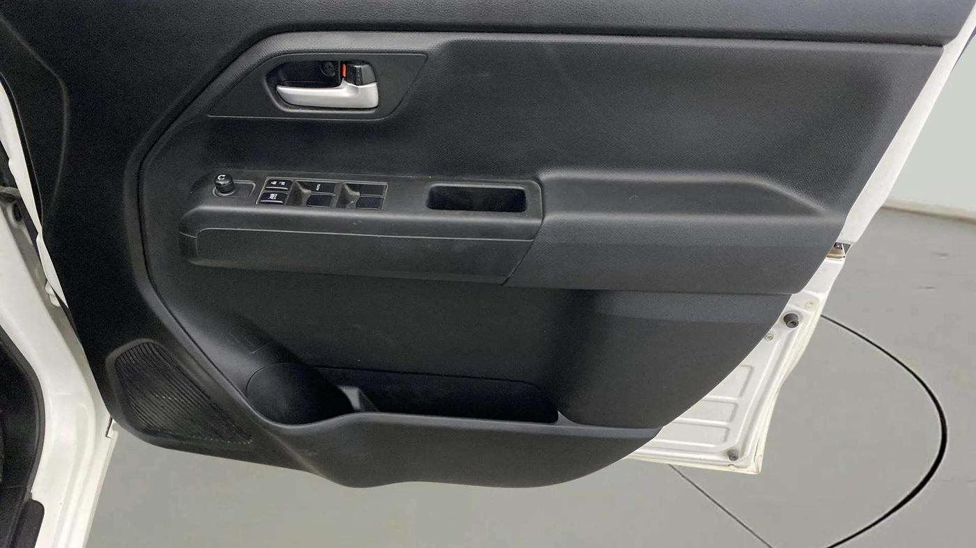 2020 Maruti New Wagon-R VXI (O) 1.0, Petrol, Manual, 50,885 km, Driver Side Door Panels Control