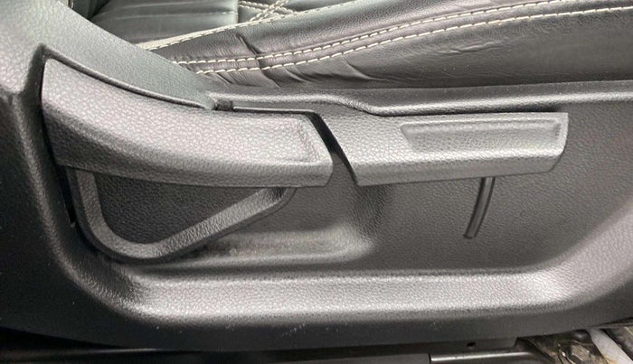 2021 KIA SELTOS HTK PLUS AT 1.5 DIESEL, Diesel, Automatic, 55,943 km, Driver Side Adjustment Panel