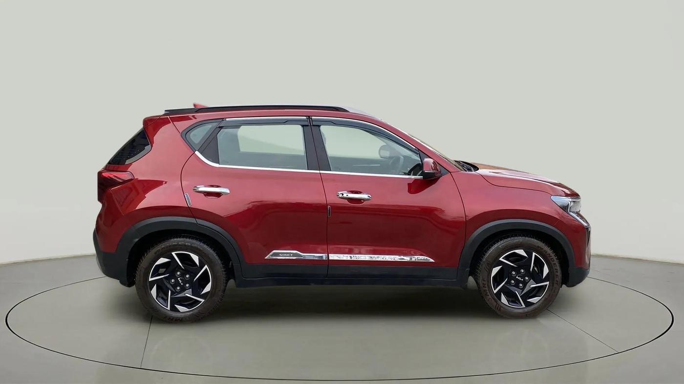 2024 KIA SONET HTK PLUS 1.2 PETROL MT, Petrol, Manual, 3,432 km, Right Side View