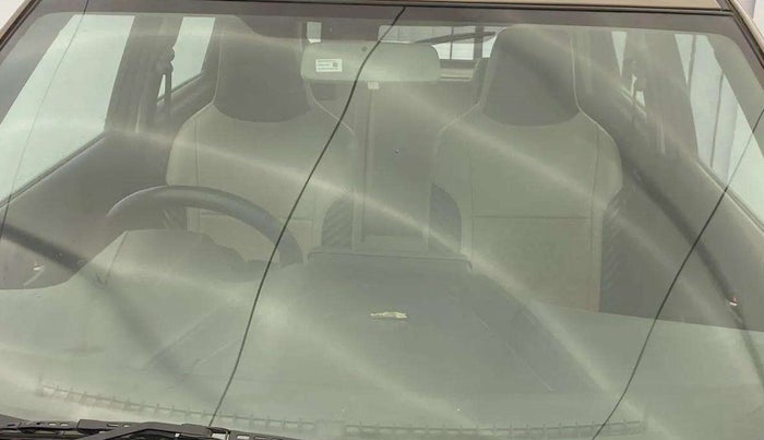 2019 Maruti New Wagon-R ZXI 1.2, Petrol, Manual, 90,099 km, Front windshield - Minor spot on windshield