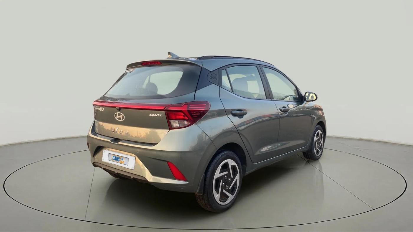 2023 Hyundai GRAND I10 NIOS SPORTZ 1.2 KAPPA VTVT, Petrol, Manual, 17,308 km, Right Back Diagonal