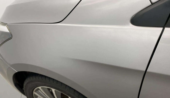 2019 Maruti Ciaz ALPHA  AT 1.5 SHVS PETROL, Petrol, Automatic, 98,885 km, Left fender - Lining loose