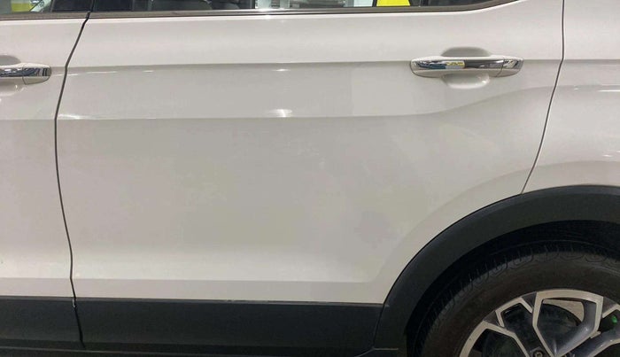 2021 Skoda KUSHAQ STYLE 1.5L TSI DSG, Petrol, Automatic, 32,769 km, Rear left door - Minor scratches