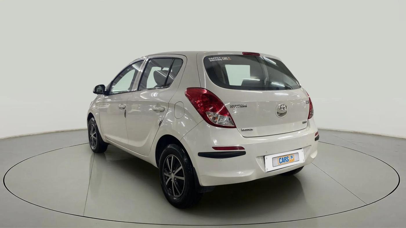 2013 Hyundai i20 MAGNA 1.4 CRDI, Diesel, Manual, 52,235 km, Left Back Diagonal