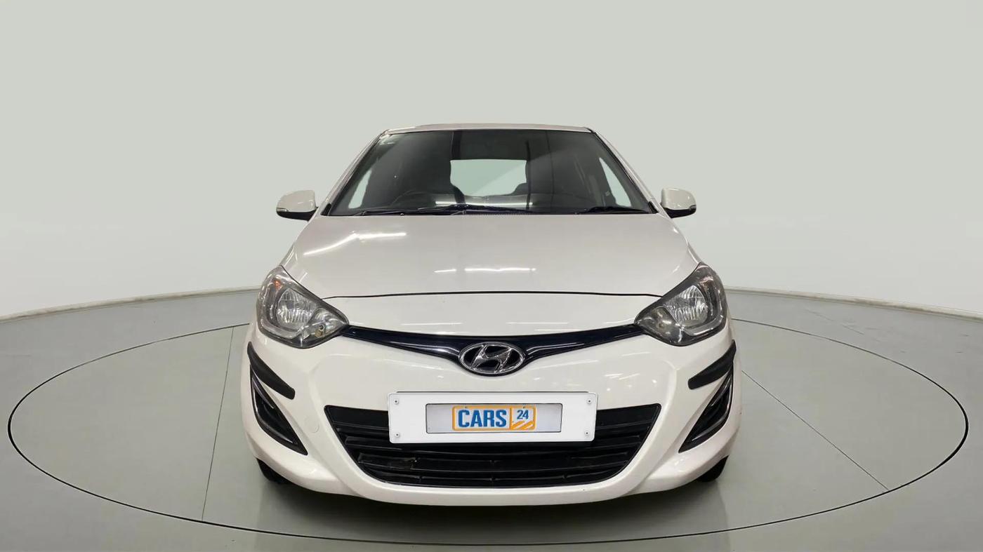2013 Hyundai i20 MAGNA 1.4 CRDI, Diesel, Manual, 52,235 km, Front