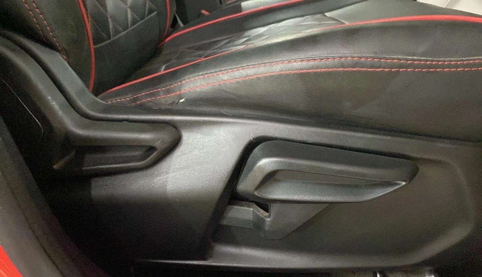 2022 Tata Tiago XZ PLUS PETROL, CNG, Manual, 37,394 km, Driver Side Adjustment Panel