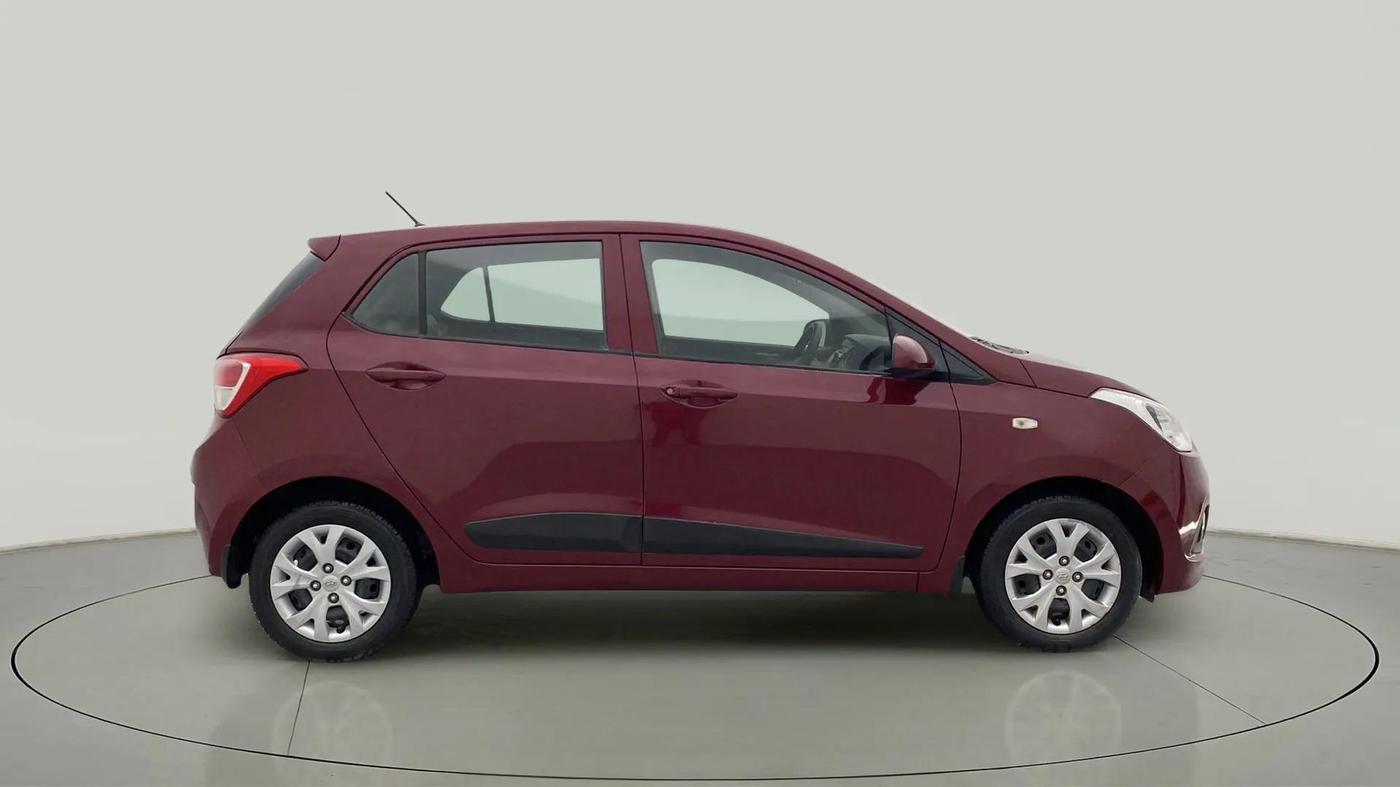 2016 Hyundai Grand i10 MAGNA 1.2 KAPPA VTVT, Petrol, Manual, 44,820 km, Right Side View