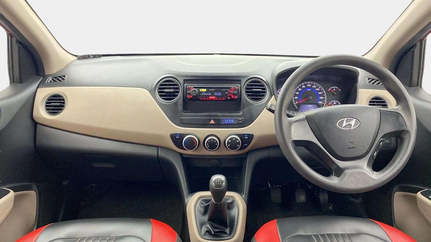 2016 Hyundai Grand i10 MAGNA 1.2 KAPPA VTVT, Petrol, Manual, 44,820 km, Dashboard