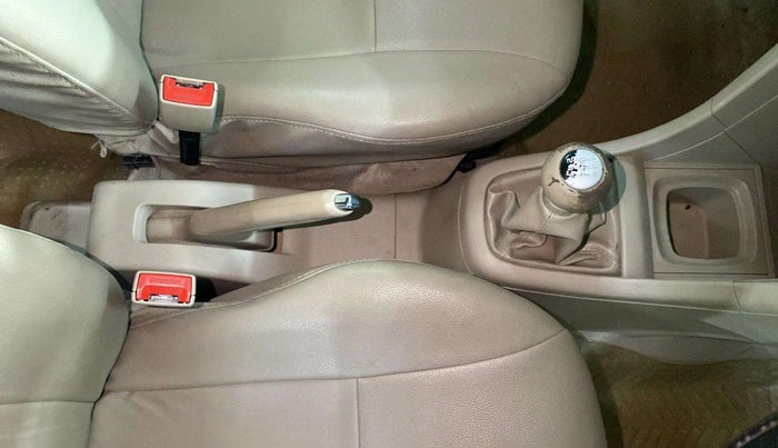 2015 Maruti Ertiga VXI, Petrol, Manual, 33,333 km, Gear Lever