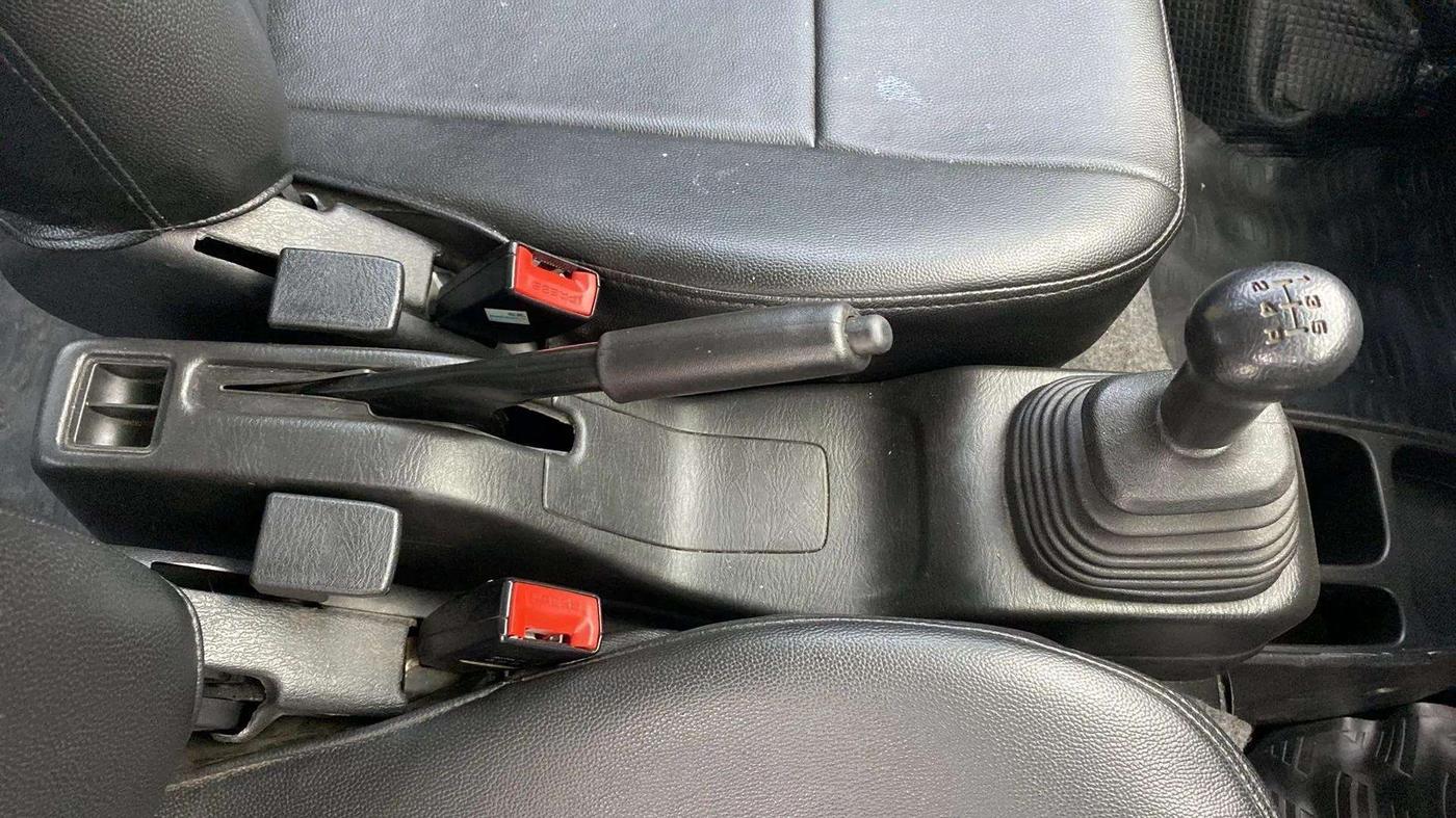 2022 Maruti Eeco 5 STR AC (O), Petrol, Manual, 27,507 km, Gear Lever