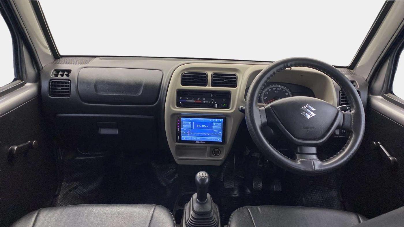 2022 Maruti Eeco 5 STR AC (O), Petrol, Manual, 27,507 km, Dashboard