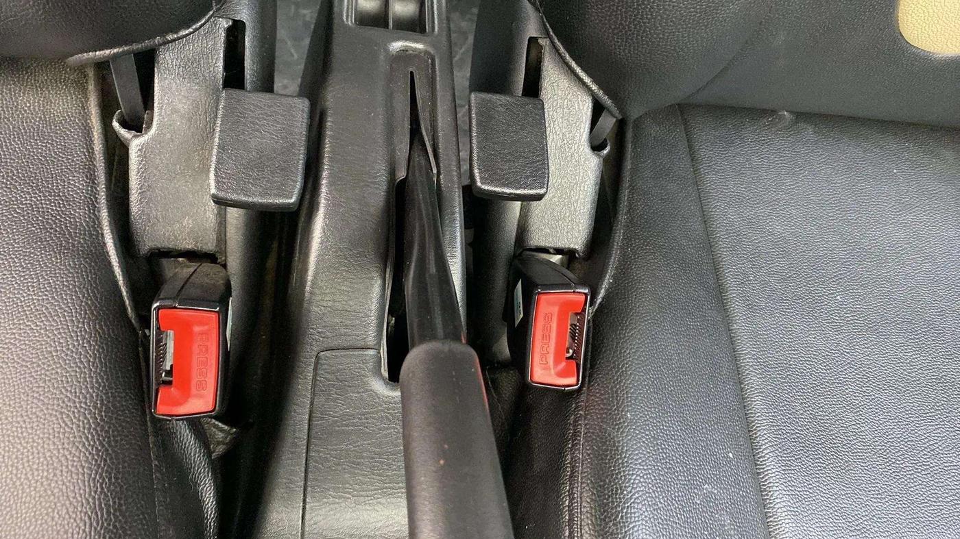 2022 Maruti Eeco 5 STR AC (O), Petrol, Manual, 27,507 km, Driver Side Adjustment Panel