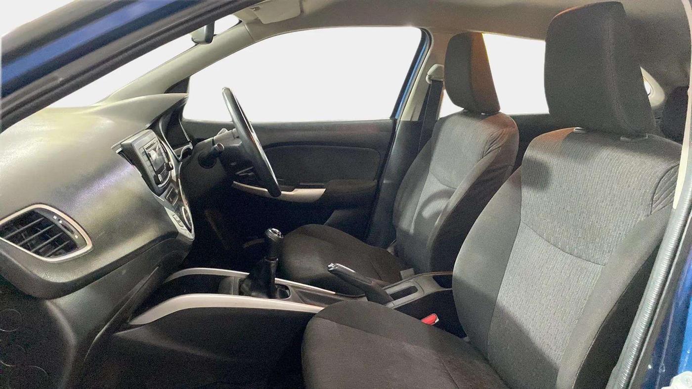 2017 Maruti Baleno DELTA PETROL 1.2, Petrol, Manual, 32,101 km, Right Side Front Door Cabin