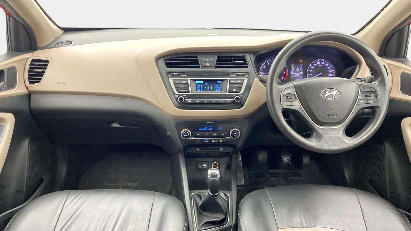 2016 Hyundai Elite i20 SPORTZ 1.2, Petrol, Manual, 96,275 km, Dashboard