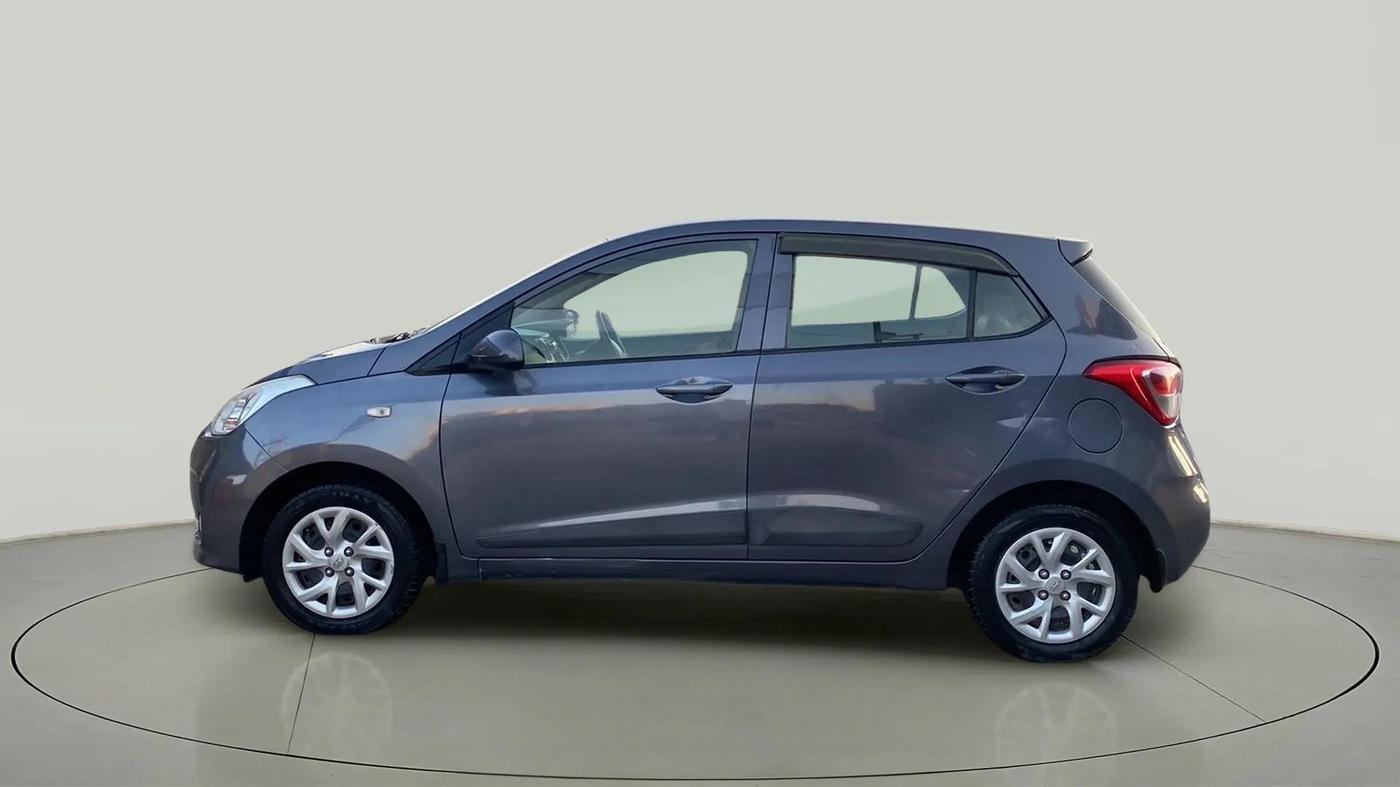 2017 Hyundai Grand i10 MAGNA 1.2 KAPPA VTVT, Petrol, Manual, 28,046 km, Left Side