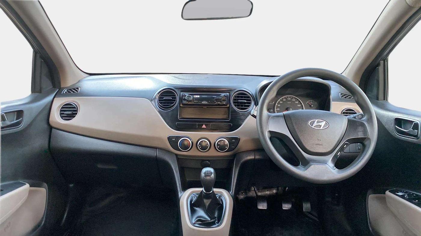 2017 Hyundai Grand i10 MAGNA 1.2 KAPPA VTVT, Petrol, Manual, 28,046 km, Dashboard