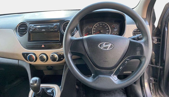 2017 Hyundai Grand i10 MAGNA 1.2 KAPPA VTVT, Petrol, Manual, 28,032 km, Steering Wheel Close Up