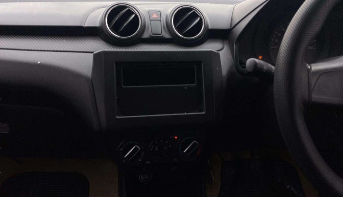 2021 Maruti Swift LXI, Petrol, Manual, 90,334 km, Air Conditioner