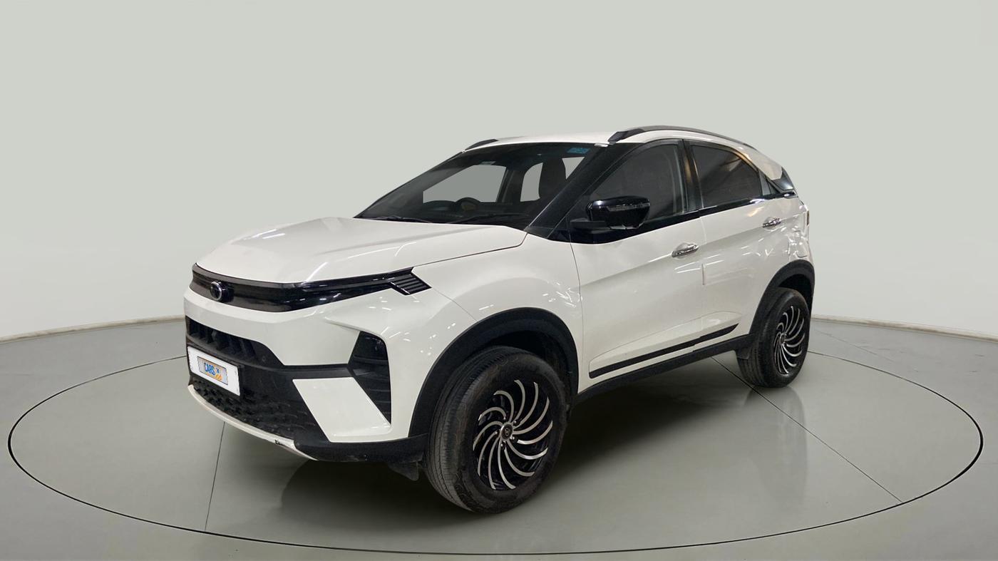 2024 Tata NEXON CREATIVE + SUNROOF 1.2 PETROL, Petrol, Manual, 8,462 km, Left Front Diagonal