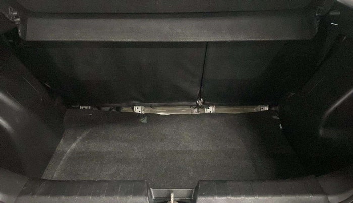 2018 Maruti Baleno DELTA CVT PETROL 1.2, Petrol, Automatic, 33,019 km, Boot Inside