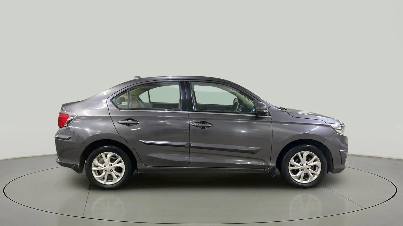 2018 Honda Amaze 1.2L I-VTEC VX, Petrol, Manual, 66,171 km, Right Side View