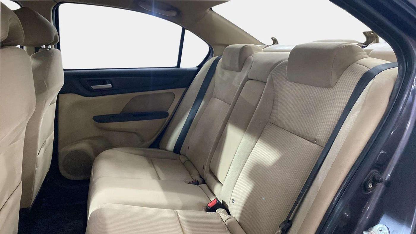 2018 Honda Amaze 1.2L I-VTEC VX, Petrol, Manual, 66,171 km, Right Side Rear Door Cabin