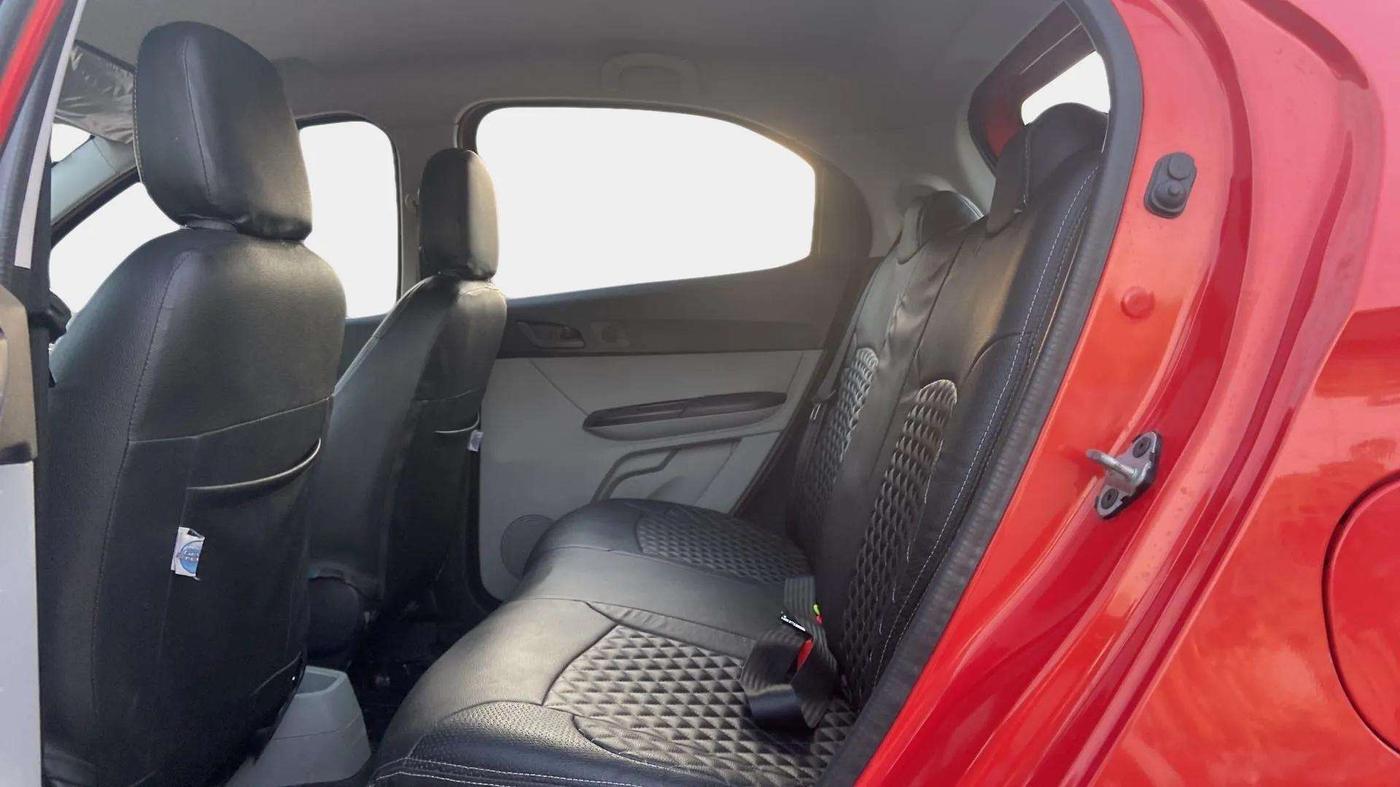 2023 Tata Tiago XT (O) PETROL, Petrol, Manual, 26,504 km, Right Side Rear Door Cabin