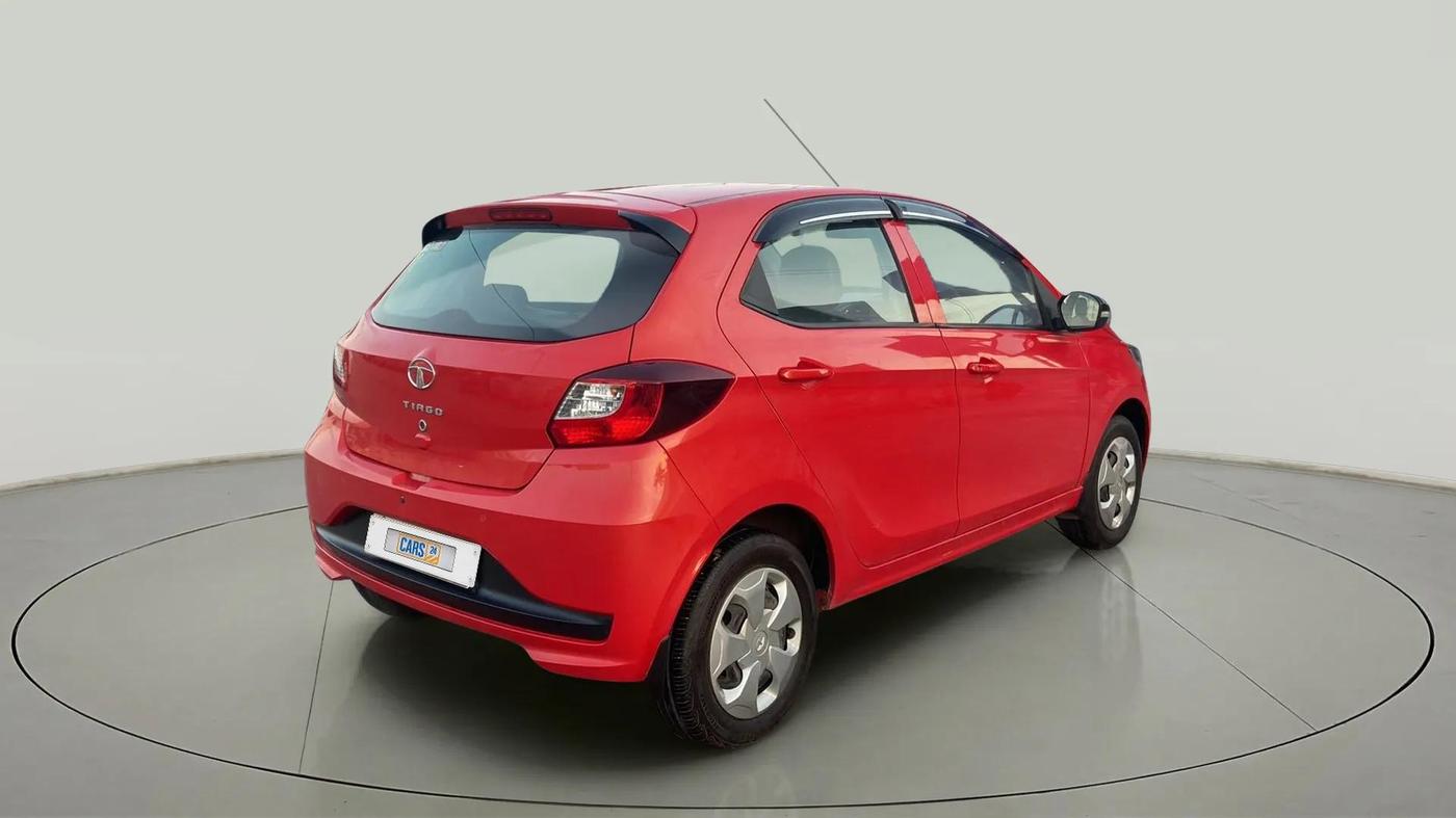 2023 Tata Tiago XT (O) PETROL, Petrol, Manual, 26,504 km, Right Back Diagonal