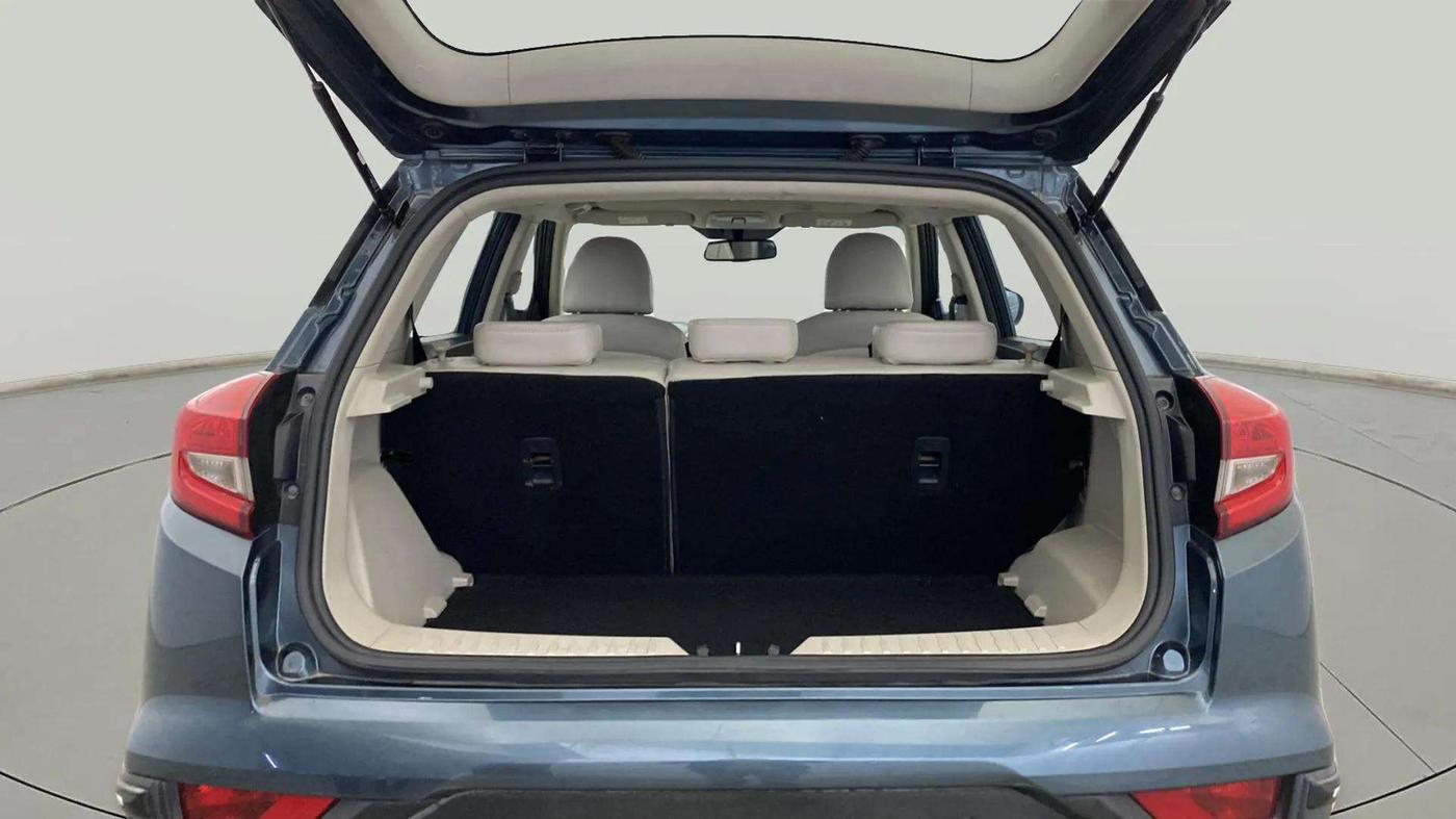 2021 Mahindra XUV300 W8 (O) 1.5 DIESEL AMT, Diesel, Automatic, 71,178 km, Boot Open Zoomed View