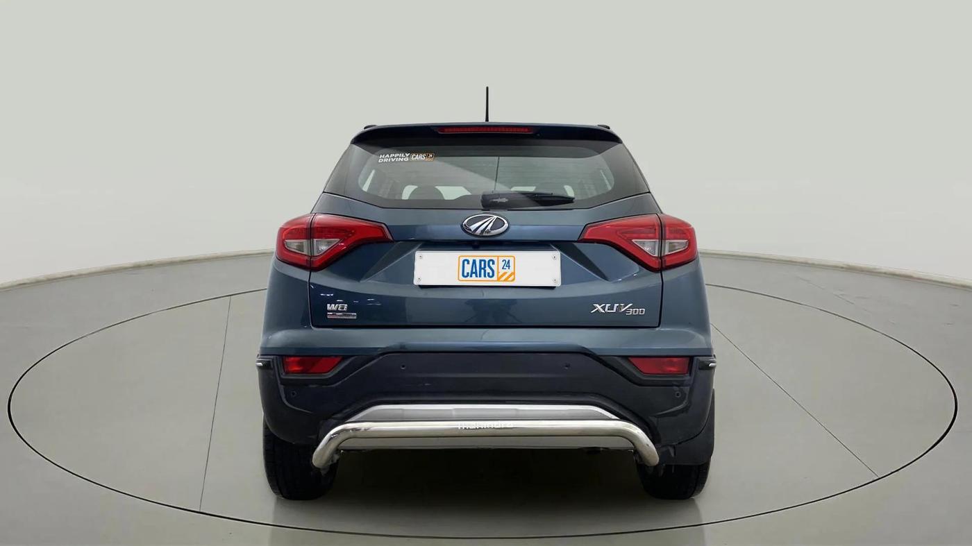 2021 Mahindra XUV300 W8 (O) 1.5 DIESEL AMT, Diesel, Automatic, 71,178 km, Back/Rear