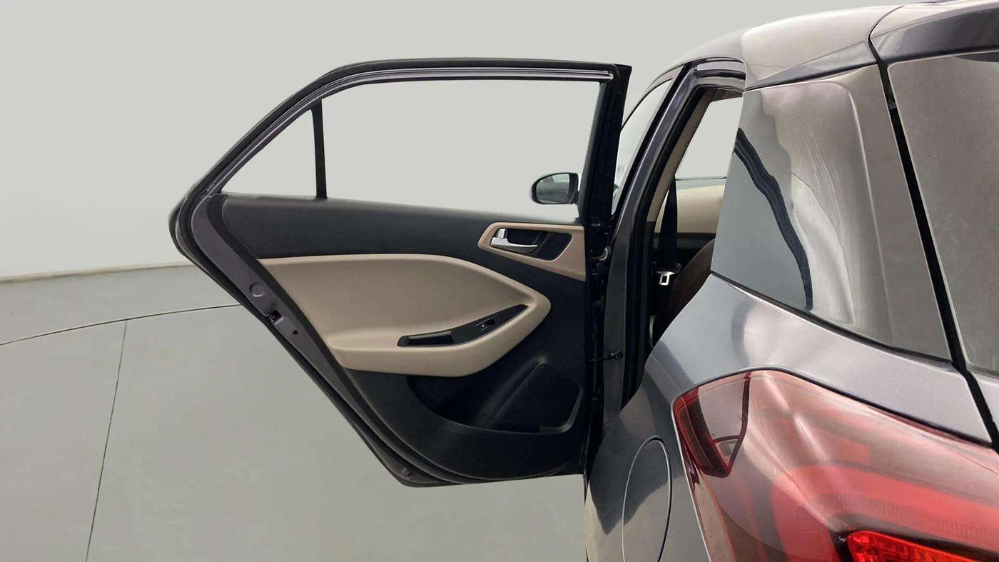 2020 Hyundai Elite i20 SPORTZ PLUS 1.2, Petrol, Manual, 28,626 km, LHS Rear Door