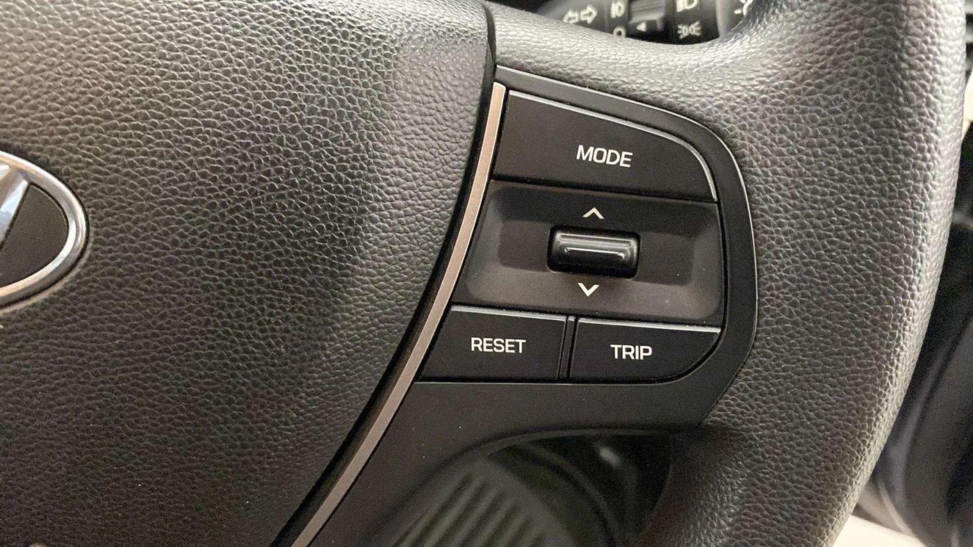 2020 Hyundai Elite i20 SPORTZ PLUS 1.2, Petrol, Manual, 28,626 km, Adaptive Cruise Control