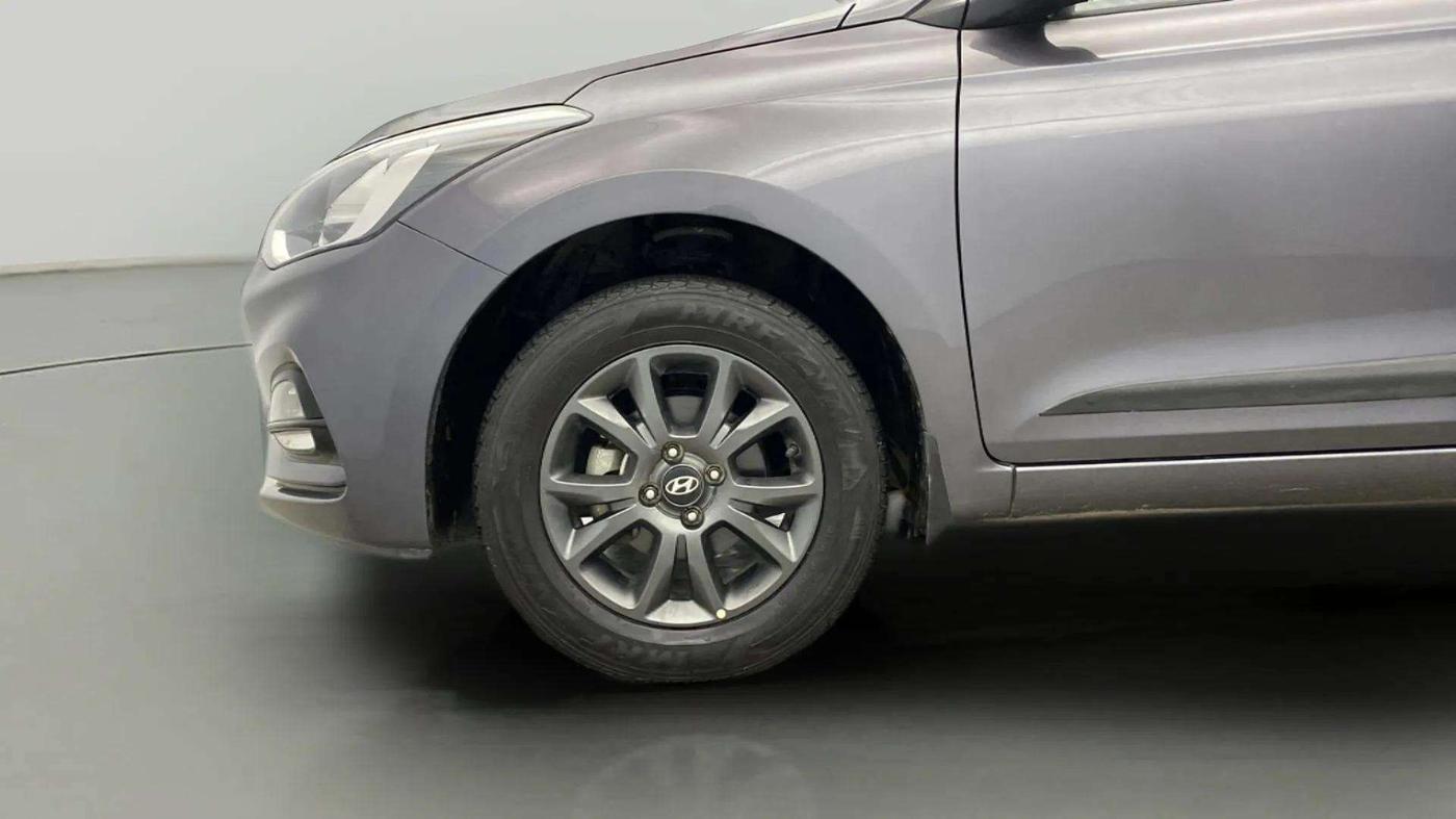2020 Hyundai Elite i20 SPORTZ PLUS 1.2, Petrol, Manual, 28,626 km, Left Front Wheel