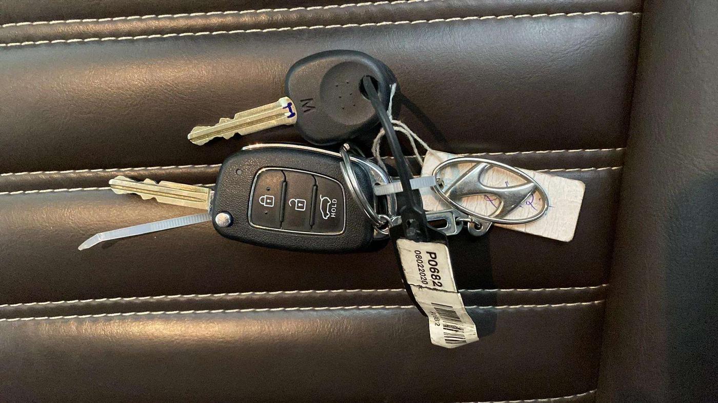 2020 Hyundai Elite i20 SPORTZ PLUS 1.2, Petrol, Manual, 28,626 km, Key Close Up