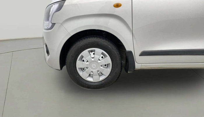 2020 Maruti New Wagon-R LXI CNG 1.0, CNG, Manual, 54,820 km, Left Front Wheel