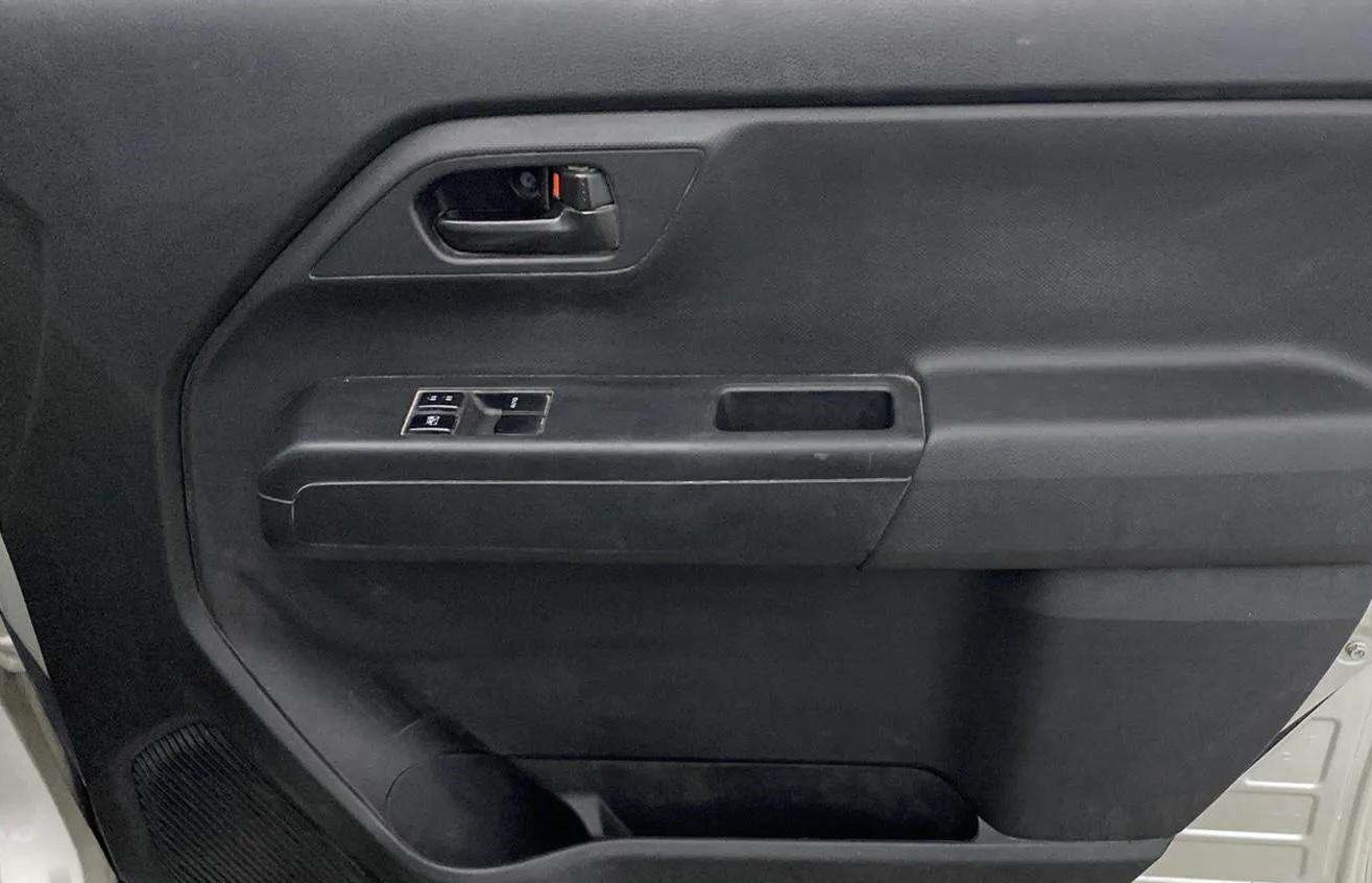 2020 Maruti New Wagon-R LXI CNG 1.0, CNG, Manual, 54,820 km, Driver Side Door Panels Control
