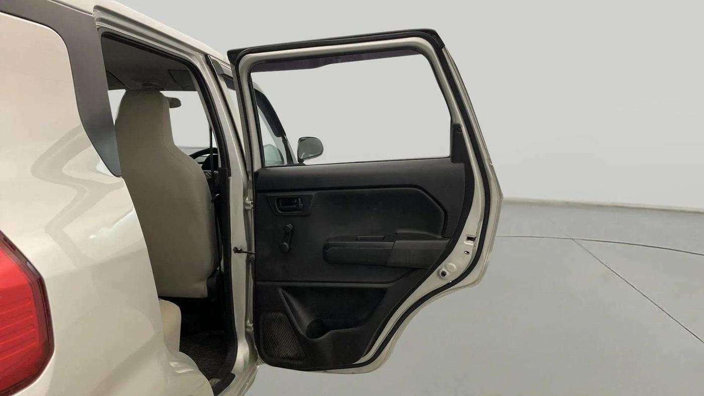 2020 Maruti New Wagon-R LXI CNG 1.0, CNG, Manual, 54,820 km, RHS Rear Door