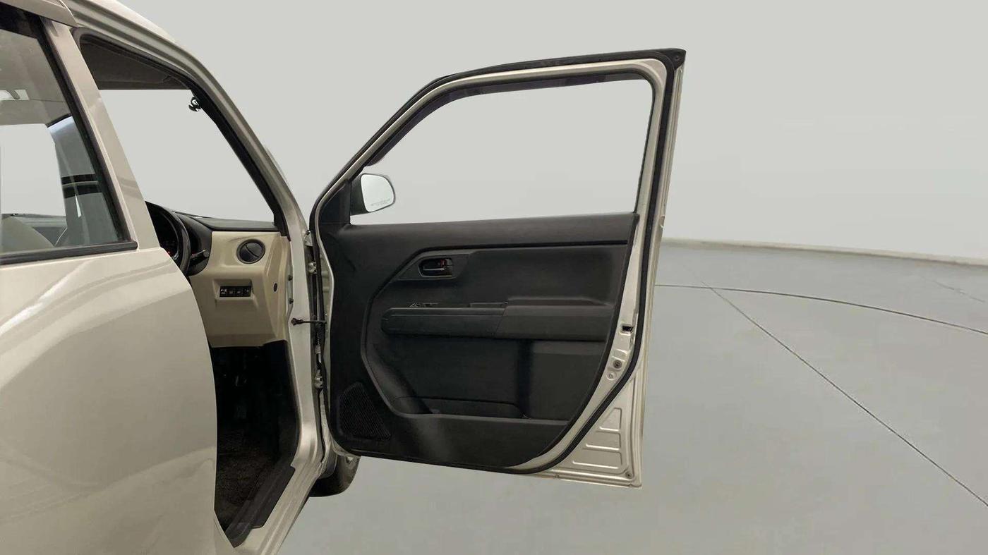 2020 Maruti New Wagon-R LXI CNG 1.0, CNG, Manual, 54,820 km, RHS Front Door