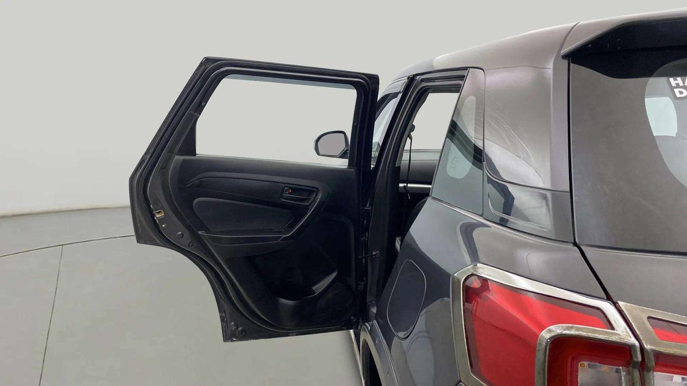 2020 Maruti Vitara Brezza LXI, Petrol, Manual, 32,267 km, LHS Rear Door