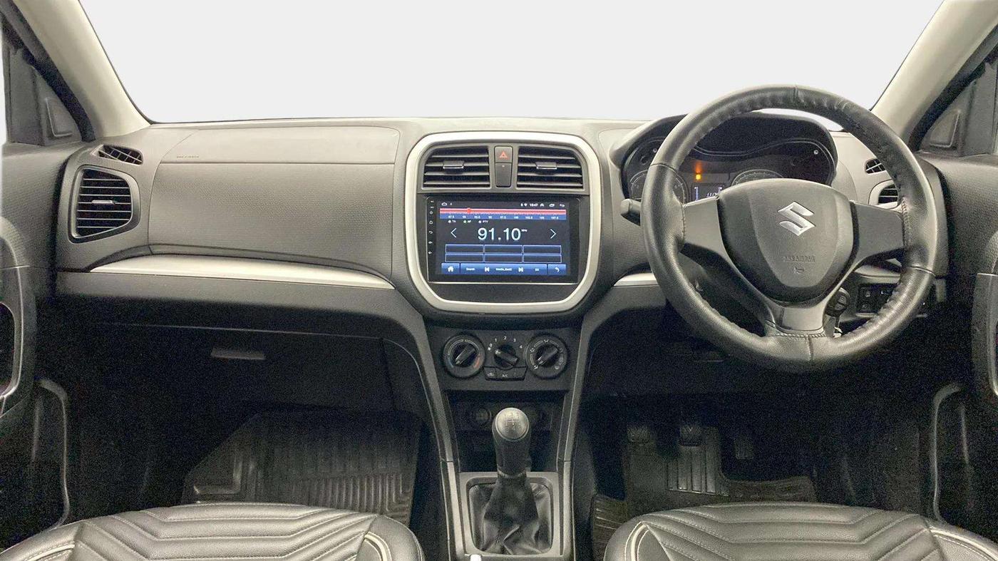 2020 Maruti Vitara Brezza LXI, Petrol, Manual, 32,267 km, Dashboard
