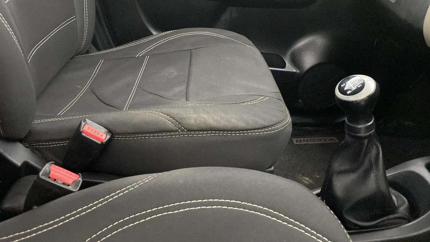 2018 Maruti Wagon R 1.0 VXI, CNG, Manual, 69,132 km, Gear Lever