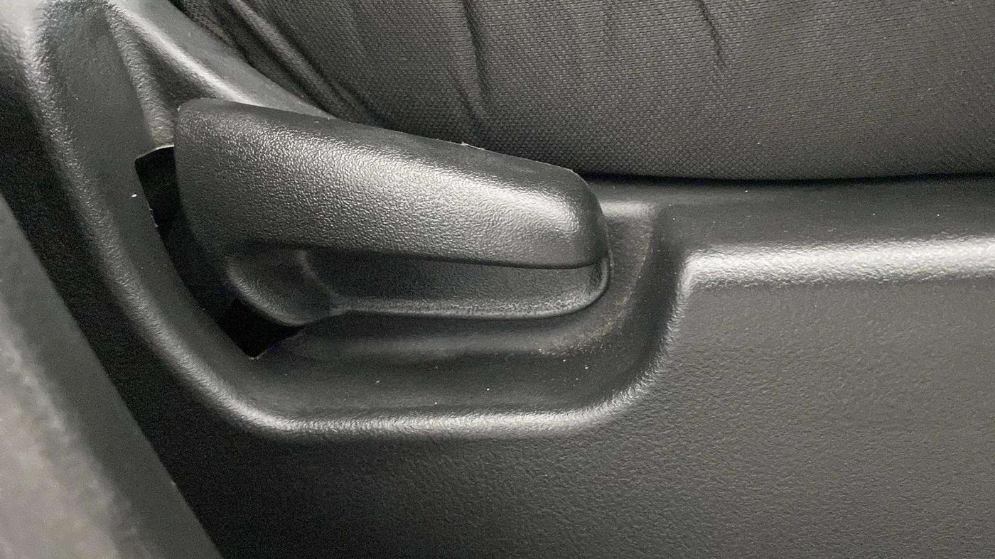 2018 Maruti Wagon R 1.0 VXI, CNG, Manual, 69,132 km, Driver Side Adjustment Panel